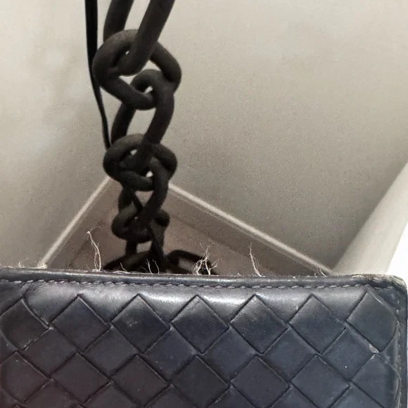 Bottega Veneta Intrecciato Credit Card Case in navy